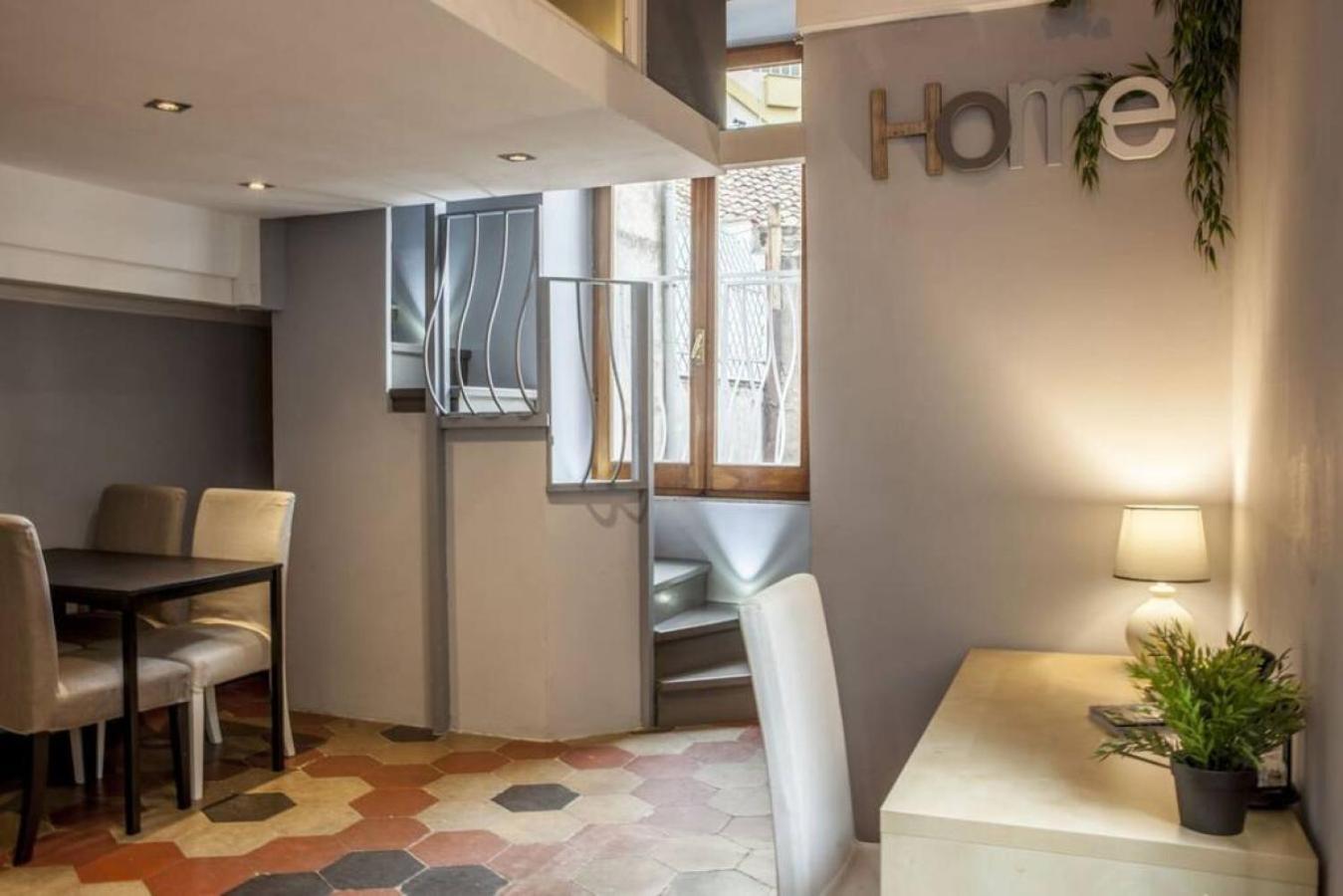 The 150 - Homkeey Apartment